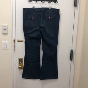 Gap Size 16 Stretch Flared limited edition 1969 Signature Blue Jean